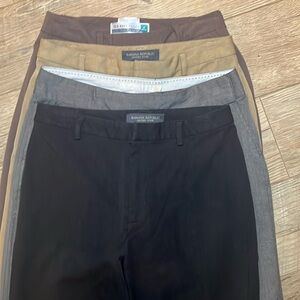Lot of 4 Pair of Size 0 & Size 1R Women’s Trousers - Banana Republic & Old Navy